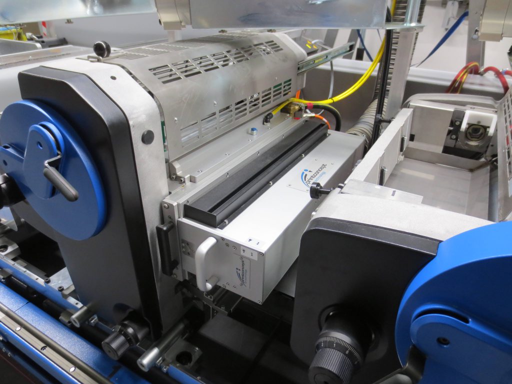 ata181009-pc2w465inert UV-Inert für Aluminiumfolie für Yoghurtbecherdeckel